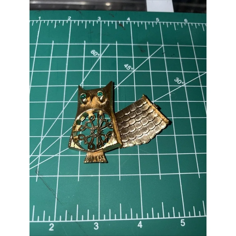 Avon charming vintage